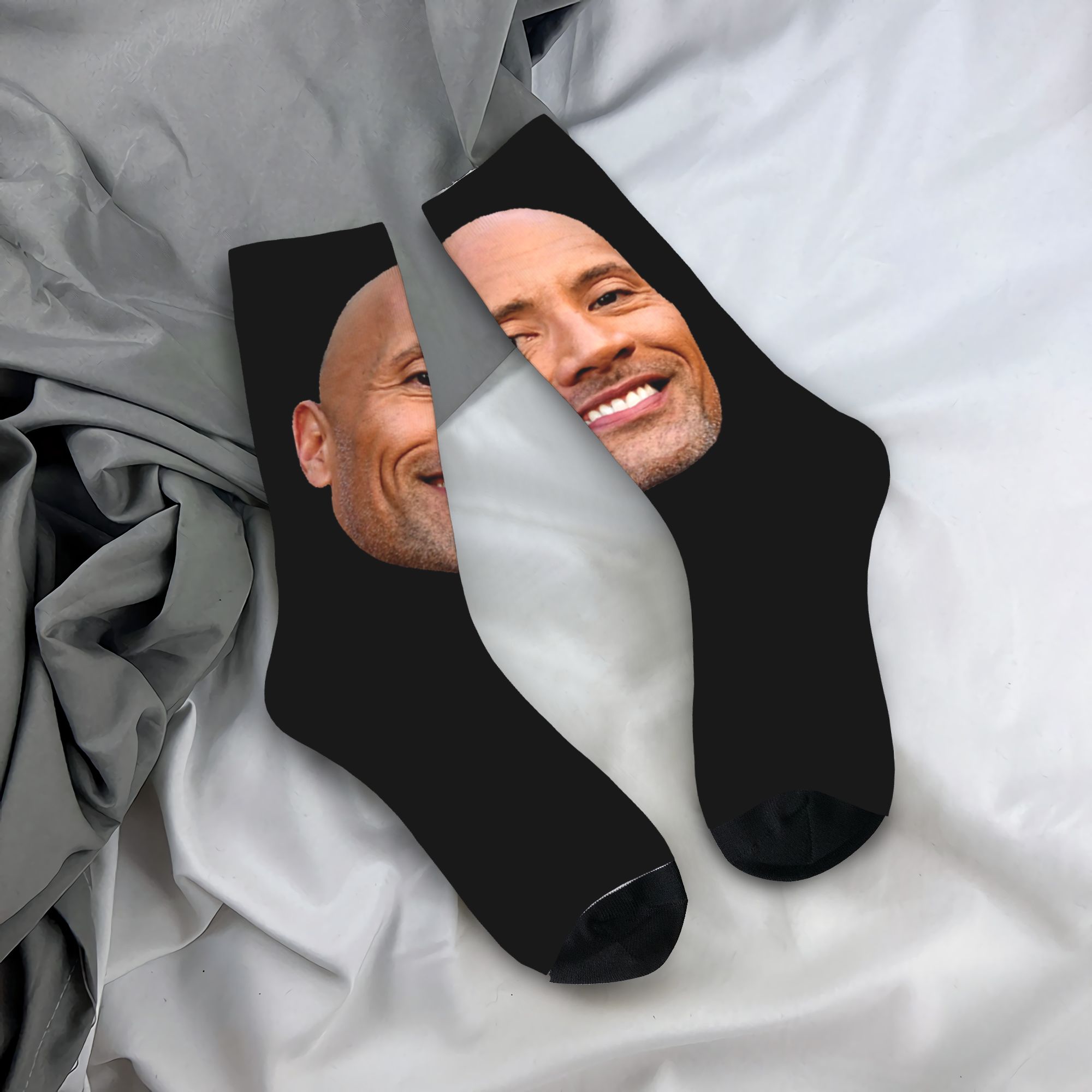 Dress Sock Men - ถุงเท้าดีไซน์พิเศษ The Rock Face Dwayne สำหรับผู้ชายและผู้หญิง